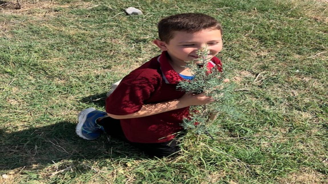 HER ÇOCUĞA BİR FİDAN, İLK DERS YEŞİL VATAN